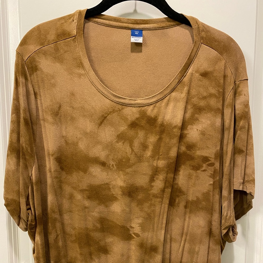 XXL. Old Navy tie-dye brown luxe tee